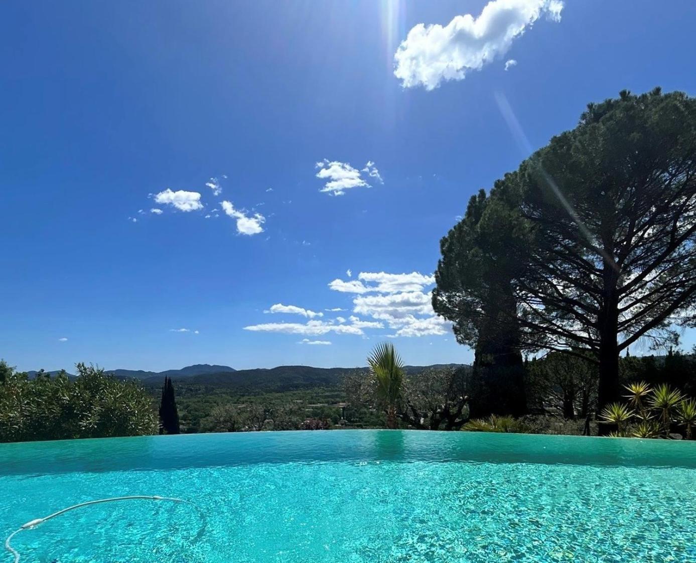 Les Lodges De Saint-Cassien 3 Montauroux Luaran gambar